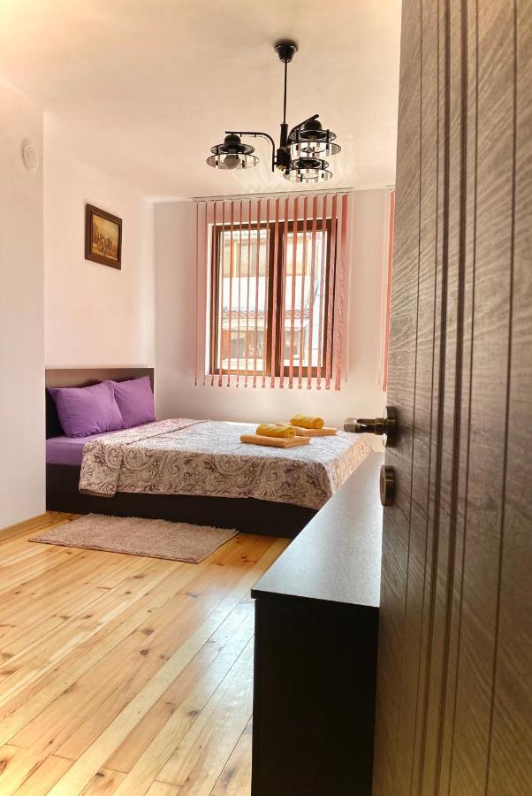 Bright Central Studio For 4 In Burgas Exterior foto