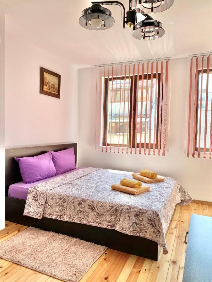 Bright Central Studio For 4 In Burgas Exterior foto