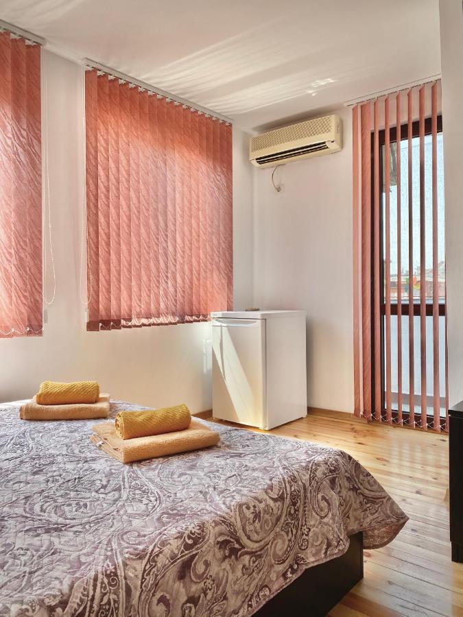 Bright Central Studio For 4 In Burgas Exterior foto